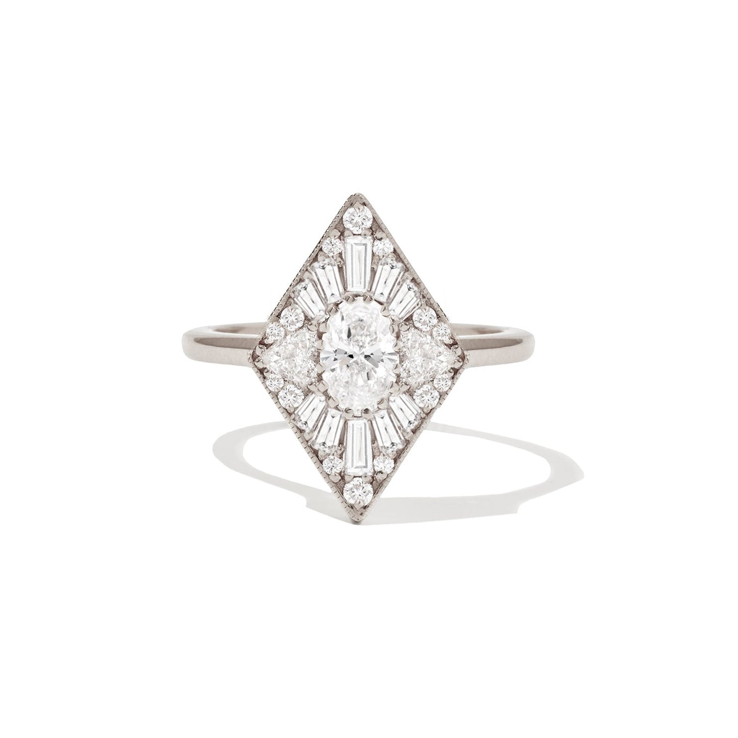 0.3 CT Oval Shape CVD Diamond Kite Engagement Ring