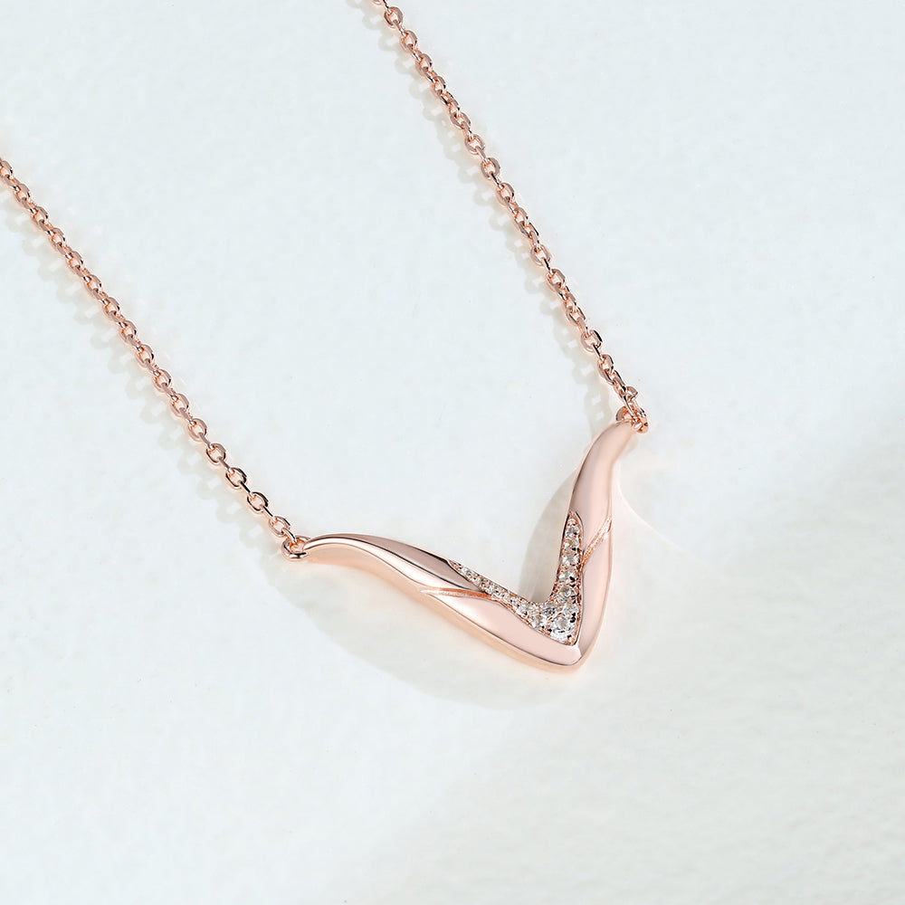 Samantha-0.10 Carats Round Moissanite V-Shaped Necklace