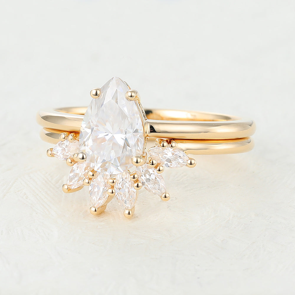 Jade-1.5 Carats Pear Moissanite Solitaire Bridal Ring Set