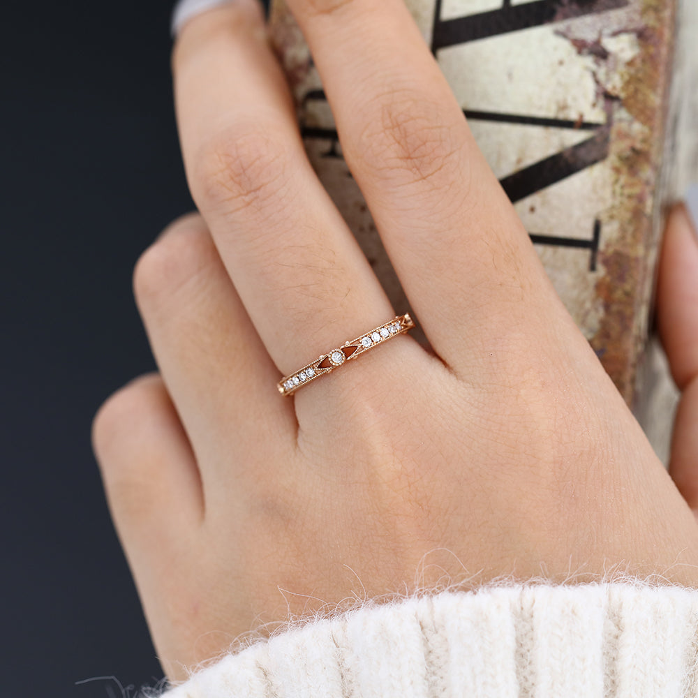 Ariana-0.15 TCW Round Moissanite vintage Wedding Band