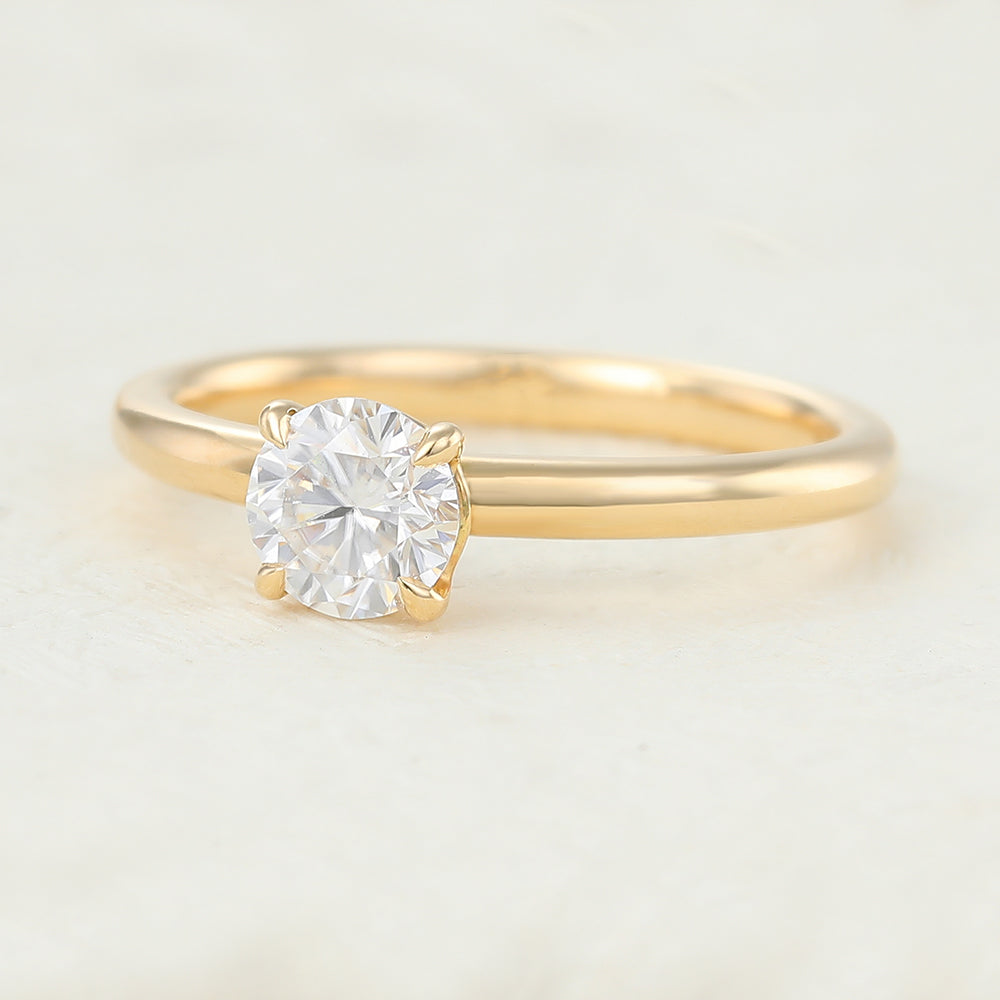 Jacqueline-0.41 Carats Round Moissanite Solitaire Engagement Ring