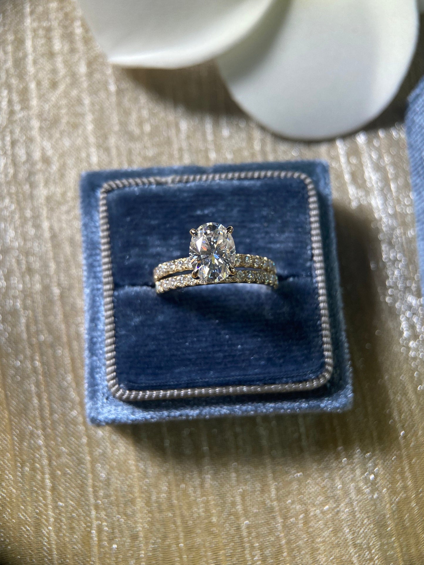 Spencer-1.5 Carats Oval Moissanite Pave Bridal Ring Set