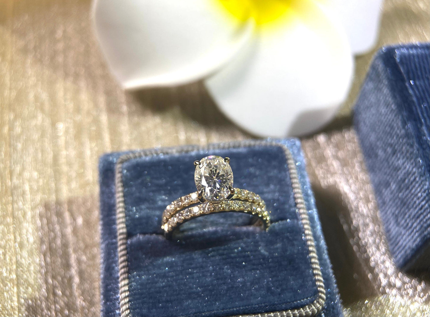 Spencer-1.5 Carats Oval Moissanite Pave Bridal Ring Set