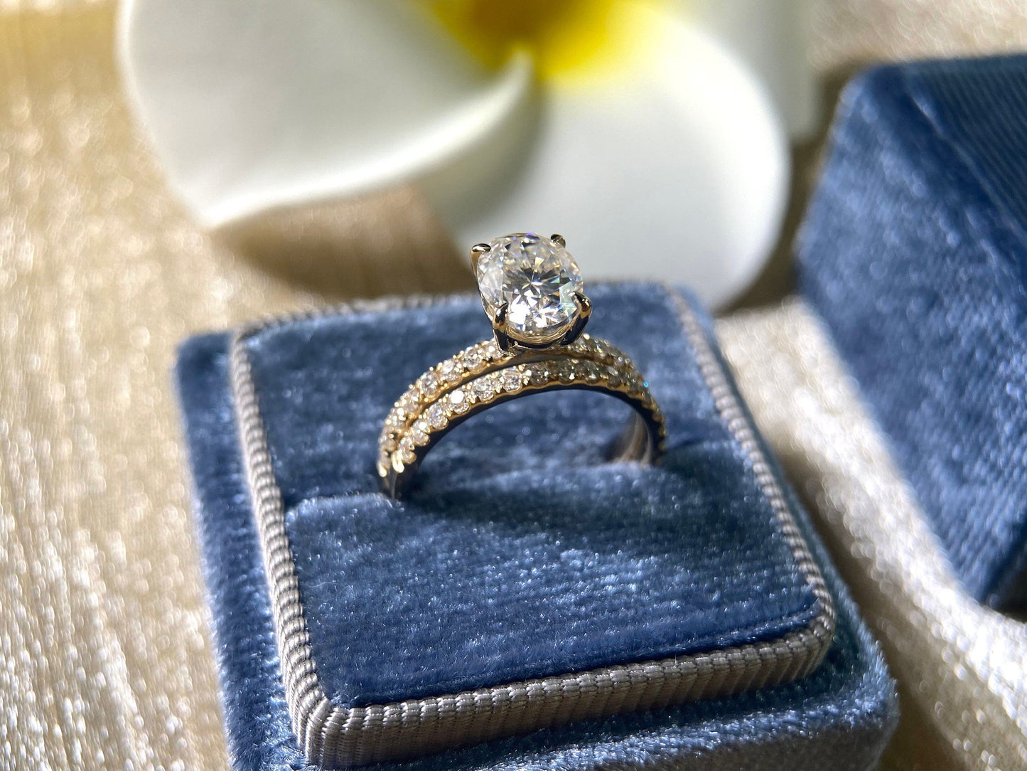 Spencer-1.5 Carats Oval Moissanite Pave Bridal Ring Set