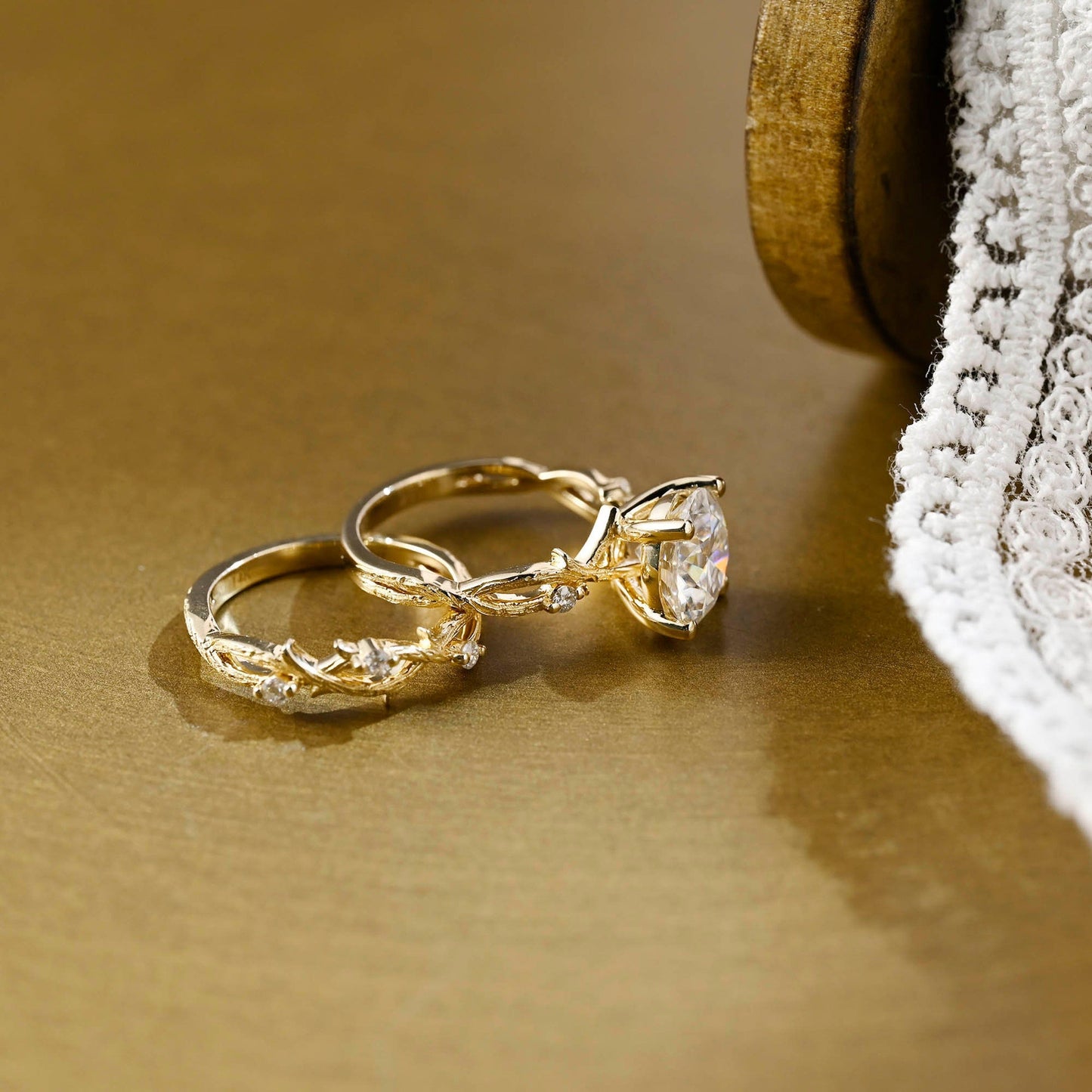 Leo-2.5 Carats Round Moissanite Twig Setting Bridal Ring Set