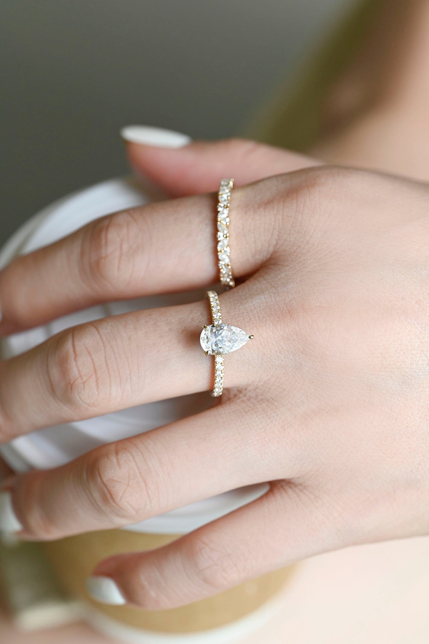 Arthur-1.5 Carats Pear Moissanite Pave Bridal Ring Set
