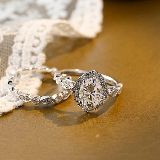 Tessa-2.0 Carats Oval Moissanite Vintage Bridal Ring Set