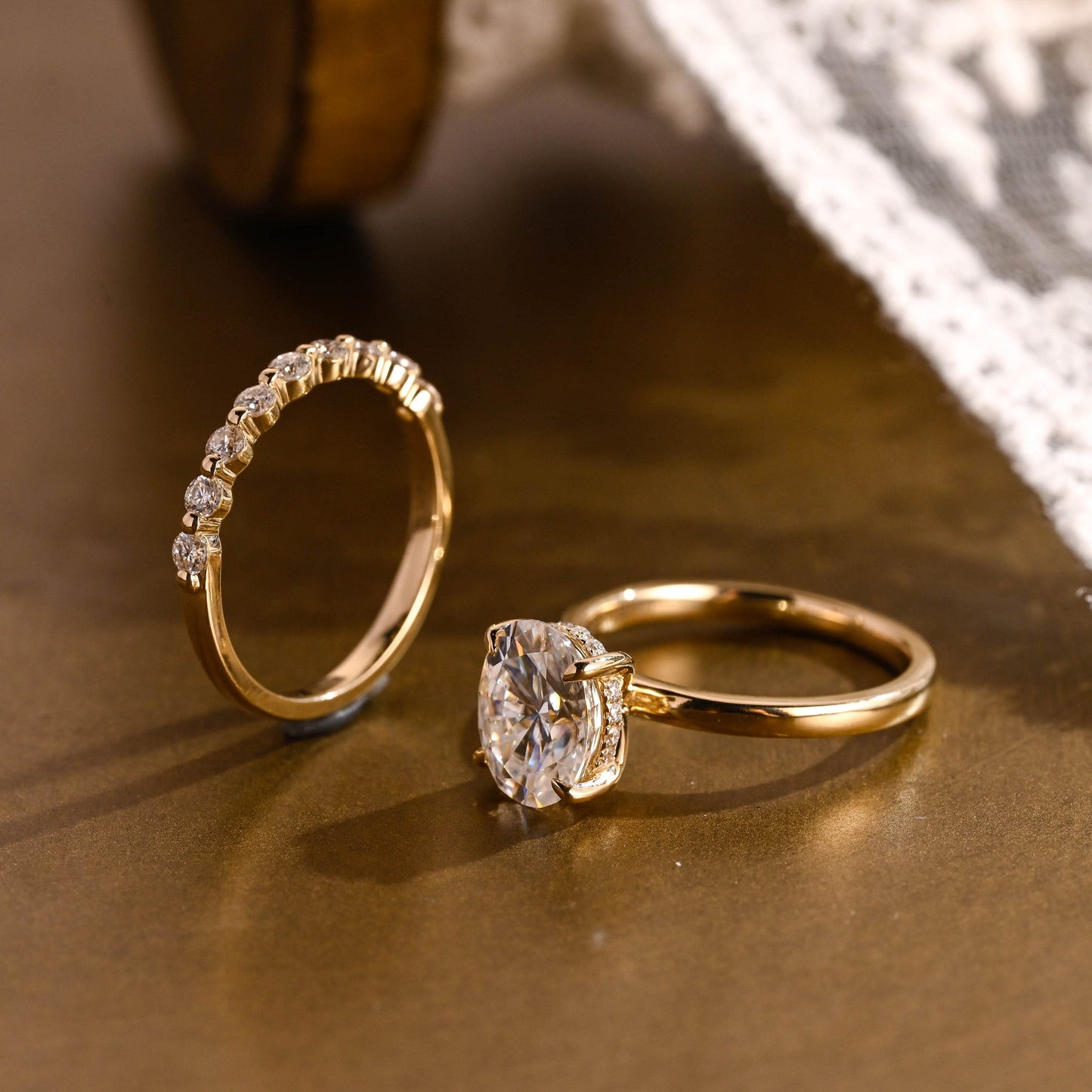 June-1.5 Carats Oval Moissanite Solitaire Bridal Ring Set