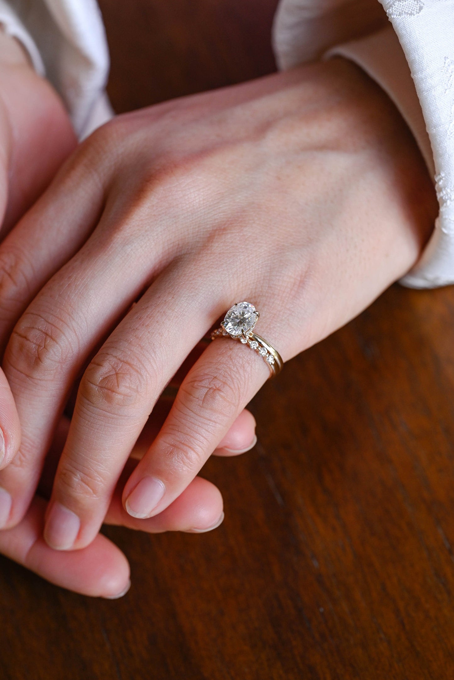June-1.5 Carats Oval Moissanite Solitaire Bridal Ring Set
