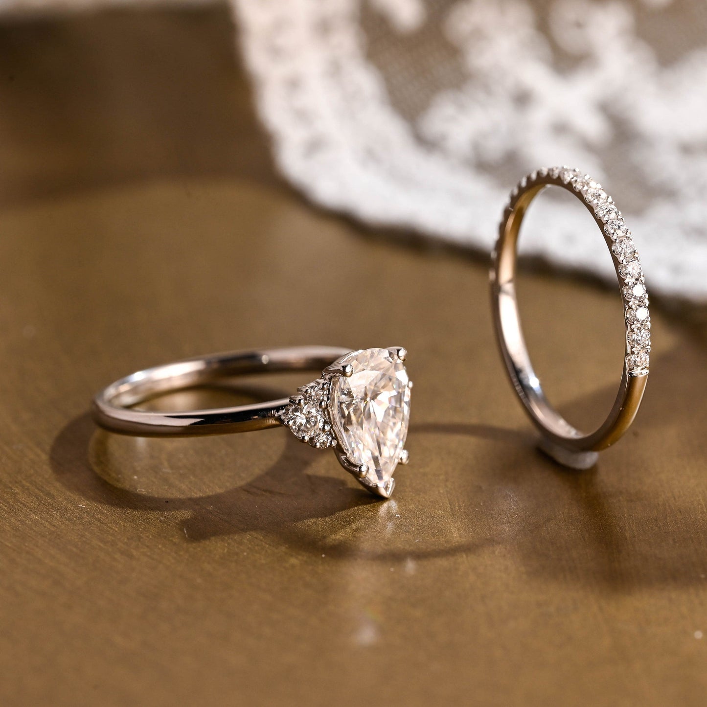 Rose-1.5 Carats Pear Moissanite Cluster Bridal Ring Set