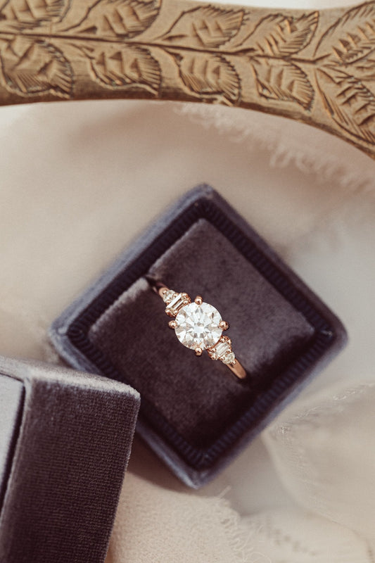 1.25 CT Carats round Cut Moissanite diamond Five Stone Style Engagement Ring