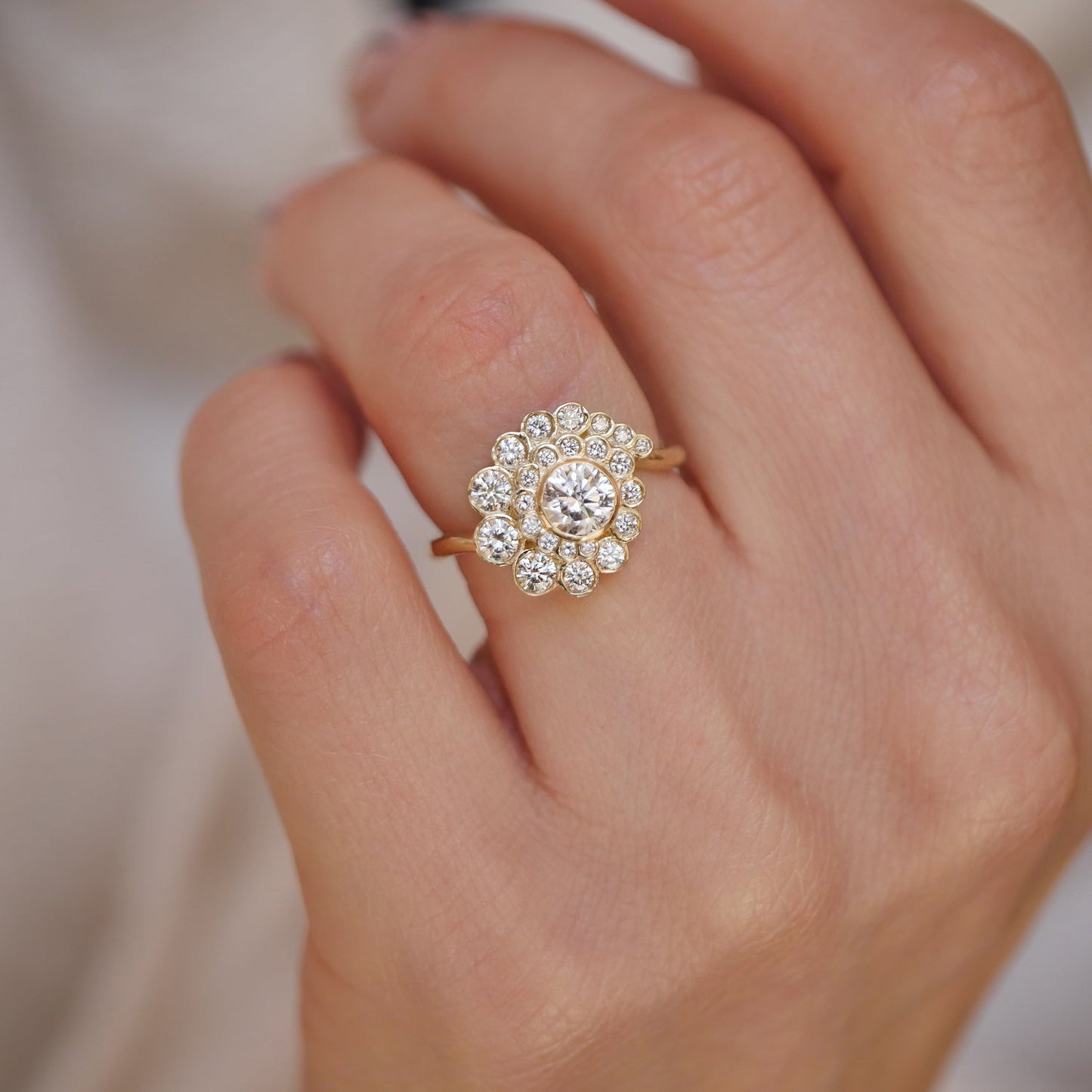 0.30 CT Round Shape CVD Diamond Cluster Setting Engagement Ring