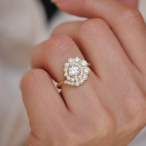 0.30 CT Round Shape CVD Diamond Cluster Setting Engagement Ring