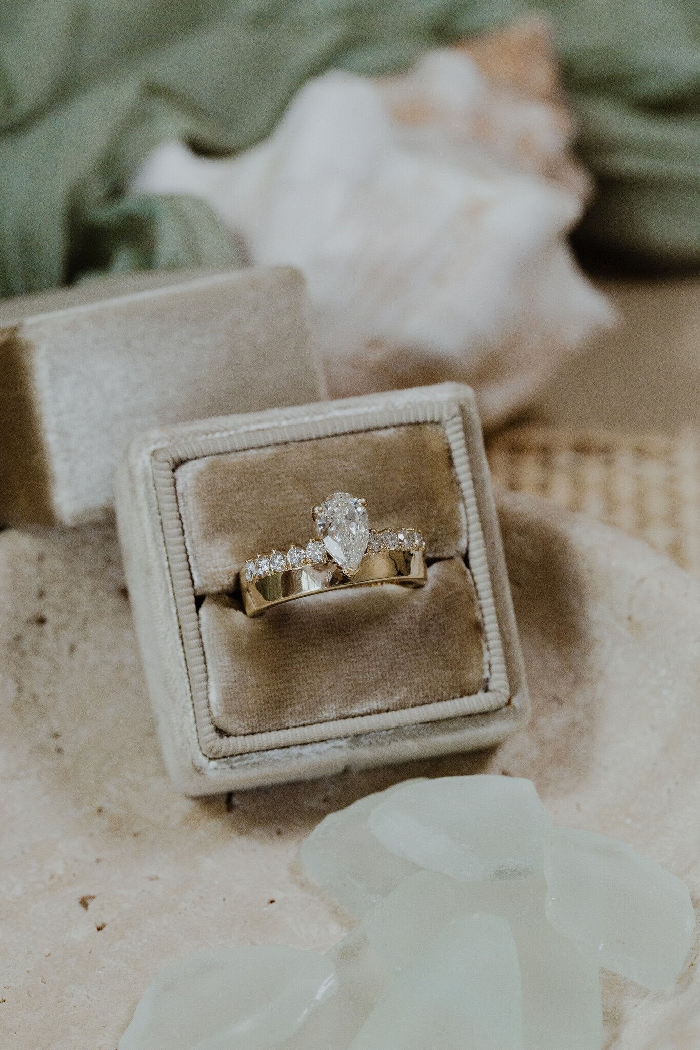 1.00 CT Carats Pear Cut Moissanite diamond unique Style Engagement Ring