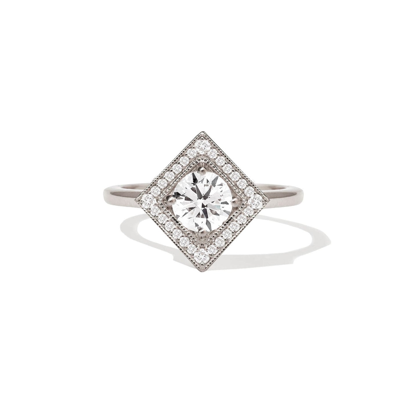 0.75 CT Round Shape CVD Diamond halo Engagement Ring